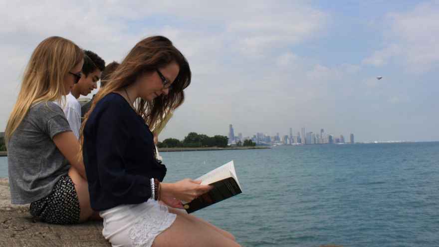 UChicago students reading books 